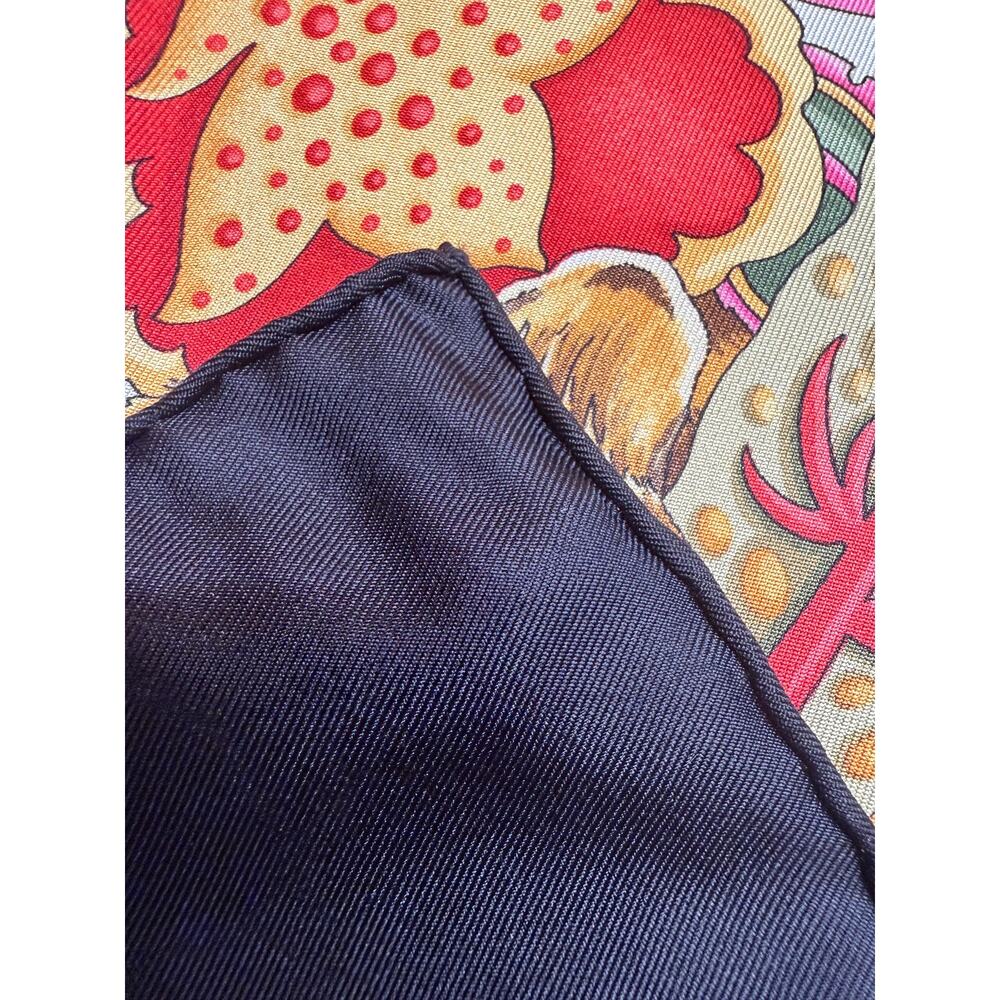 Vintage Salvatore Ferragamo Silk Scarf Cheetah Floral Black Border Made in Italy - Picture 9 of 15